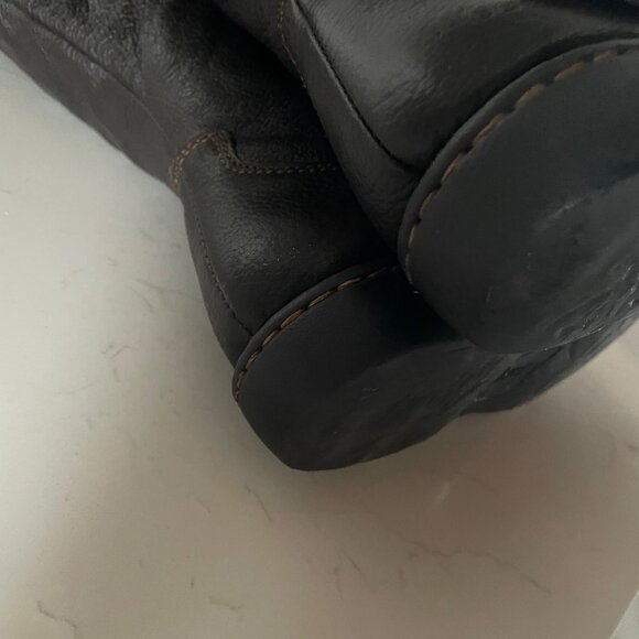 B.O.C. Born Women’s Tall High Dark Brown Riding Leather Riding Boots Buckle 6.5 - Picture 4 of 6